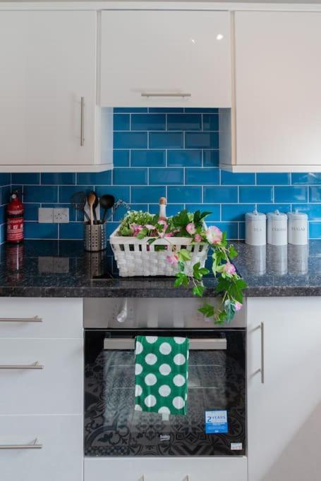 Beautiful Apartment In The Heart Of Belfast!! Bagian luar foto