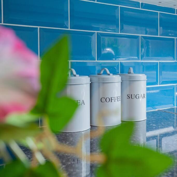 Beautiful Apartment In The Heart Of Belfast!! Bagian luar foto