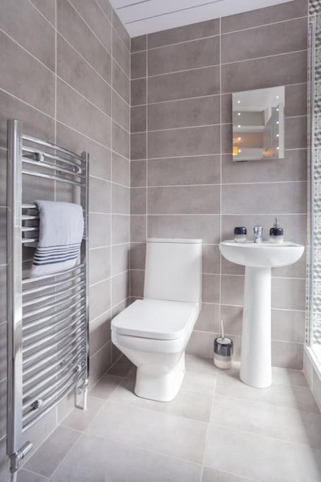Beautiful Apartment In The Heart Of Belfast!! Bagian luar foto